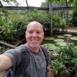 Meet your Posher, Chas